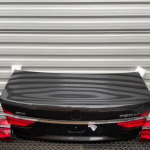 BMW 7 Series G11 G12 Tailgate & Taillight Set – A90 Sophisto Grey