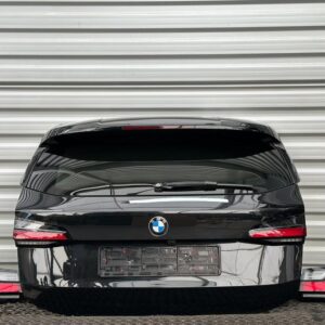 BMW 2 Series U06 223D M-Package Tailgate & LED Taillights – 475 Black Sapphire Metallic