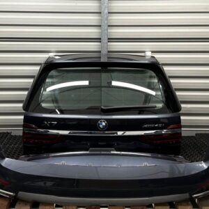 BMW X7 G07 Complete Rear Package – Bumper Tailgate Support C27 Arctic Grey