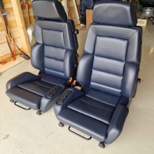 Recaro Classic C81 Seats – Dark Blue Leather