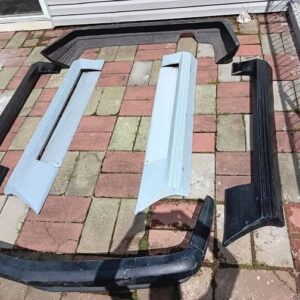 Zender R107 SL Body Kit