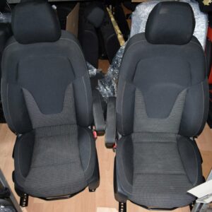 Mercedes V-Class / Vito W447 – Front Seats | Fabric Upholstery | Driver & Passenger | OEM Interior